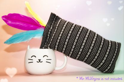 Picture of Soft middle, handmade catnip infused medium size kicker